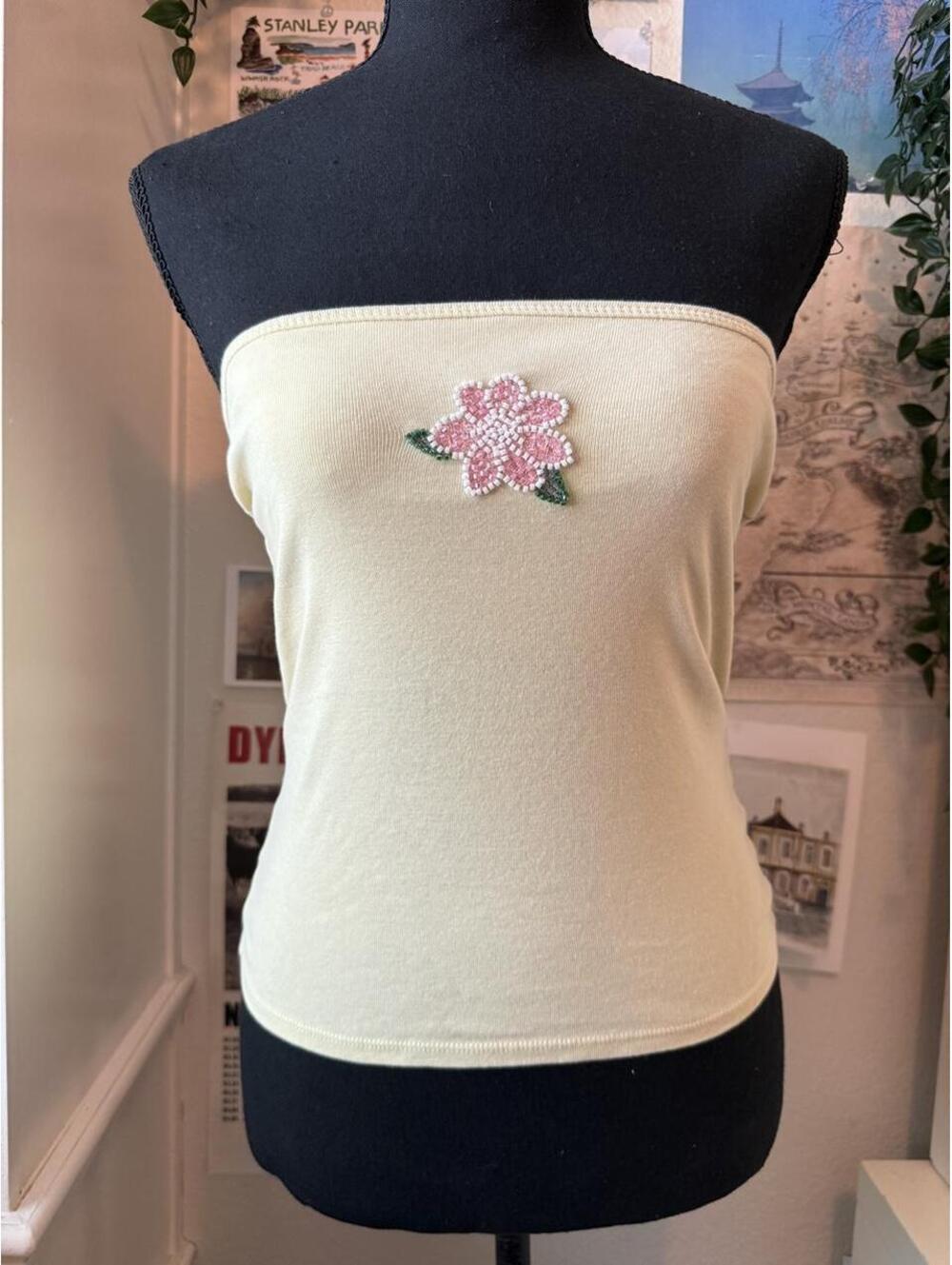 Madden Girl Pale Yellow Beaded Flower Strapless Tube Top Size M